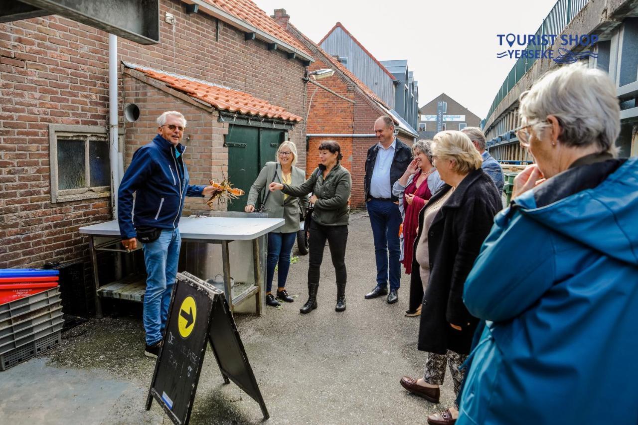 Landelijk Gelegen Familieboerderij Vila Oudelande Exterior foto
